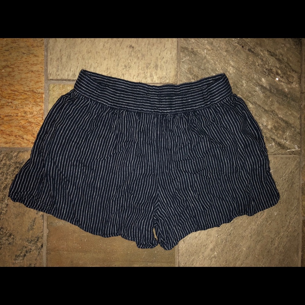 Gap striped linen shorts